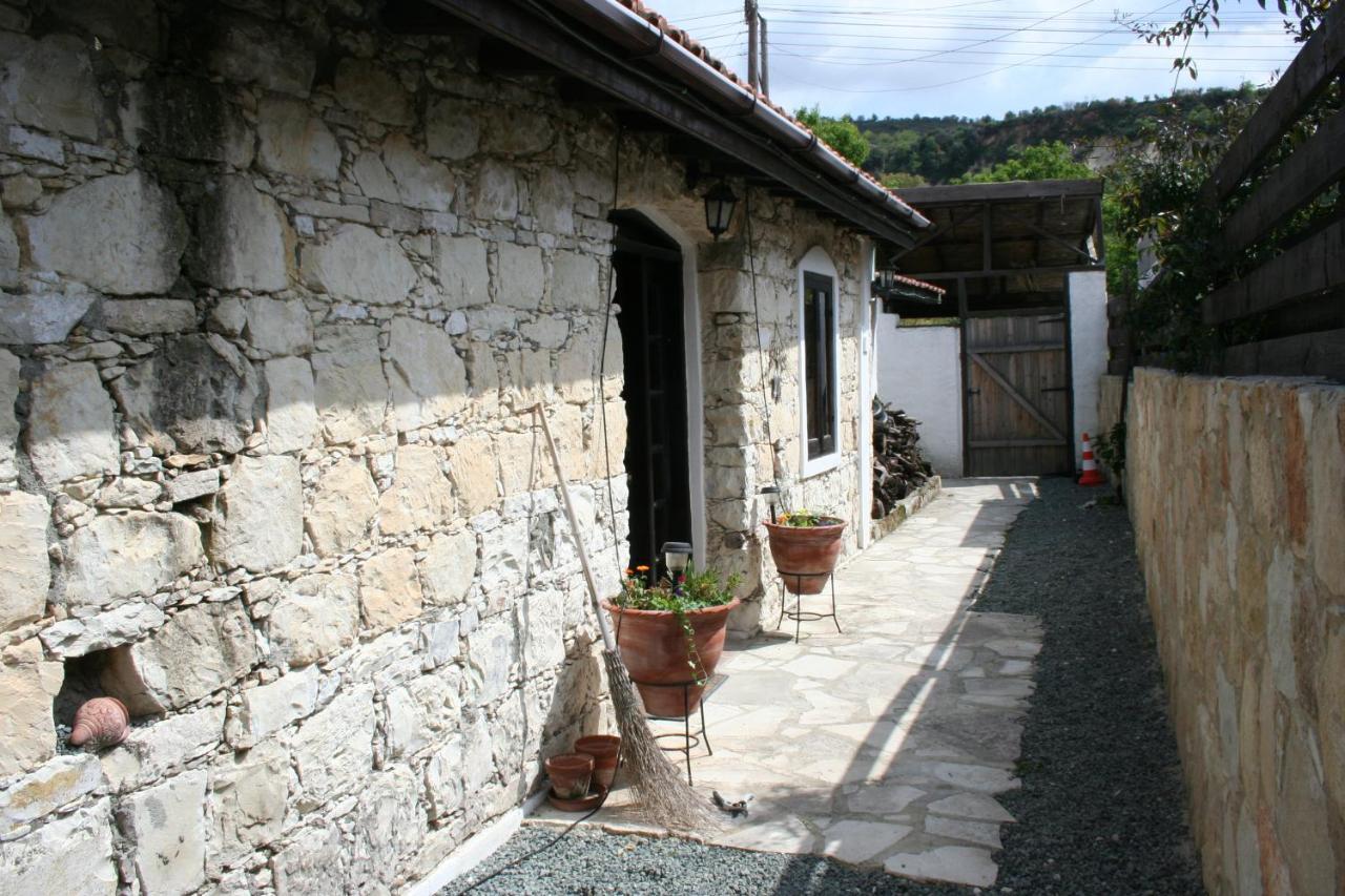 Hotel The Spidaki Lania Zewnętrze zdjęcie